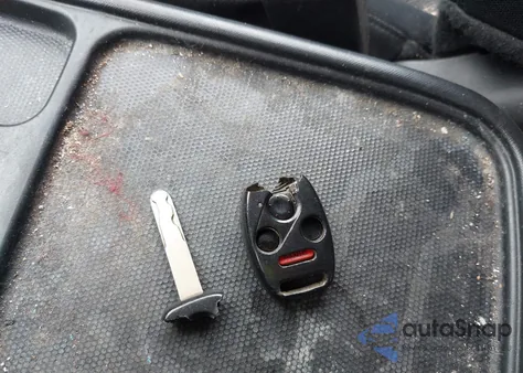 2005 Honda Cr-V Lx from USA, damaged, VIN SHSRD785X5U328709